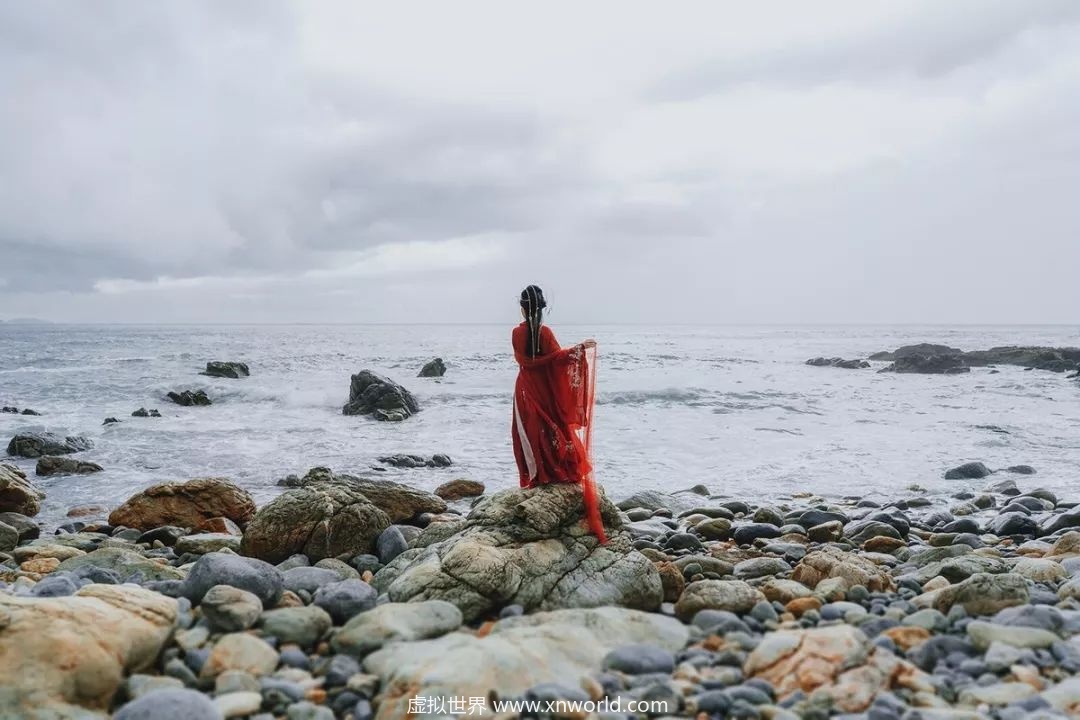 “半生风雨半生寒,一杯浊酒敬流年 ”是什么意思？怎么理解？